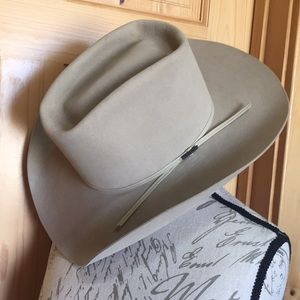 Women’s Resistol cowboy hat